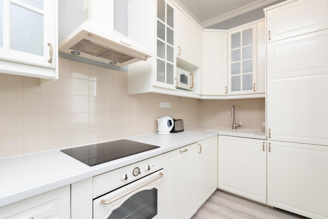Luxury Central 150M2 Apartment On Wencelas Square With Private Garage Прага Екстериор снимка